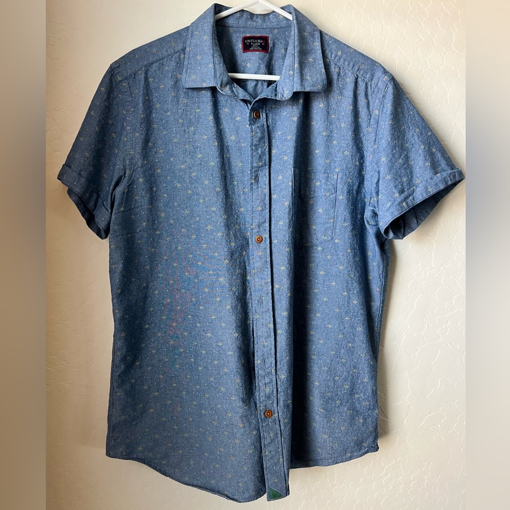 UnTuckit Casual Denim Look Men’s Button Down Shirt